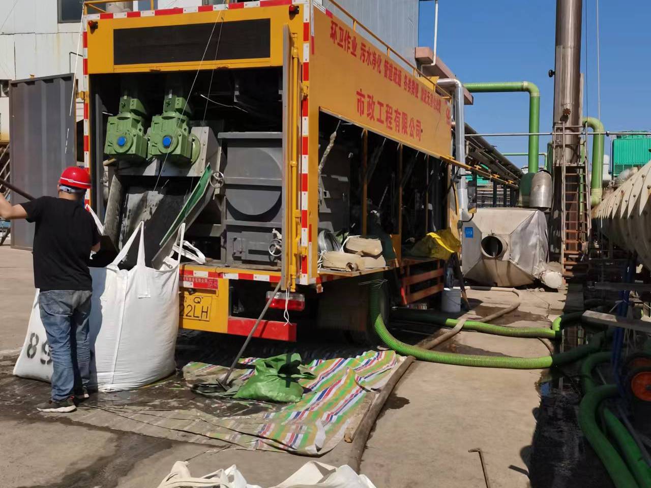 桦川淤泥压干处理